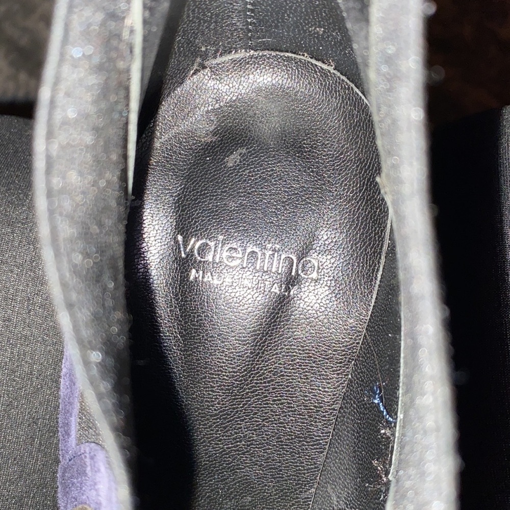 Vera Gamma Suede Ankle Boot - Picture 10 of 10